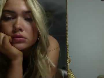 girl Sex Chat With Girls Live On Cam with tattedblondiezoe